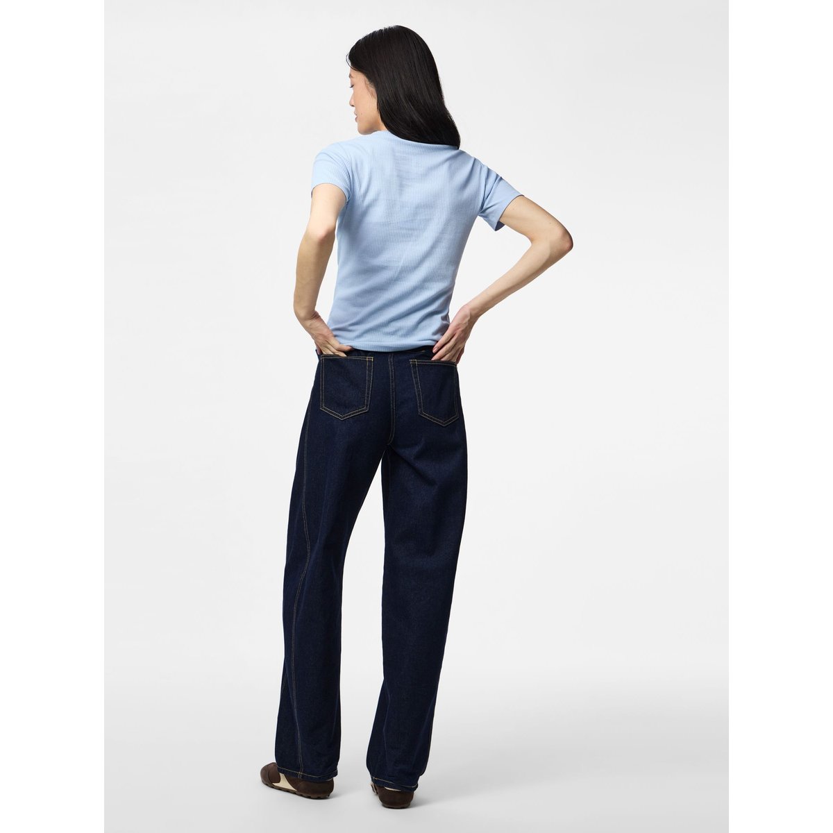 T-Shirt cashmere blue, PIECES