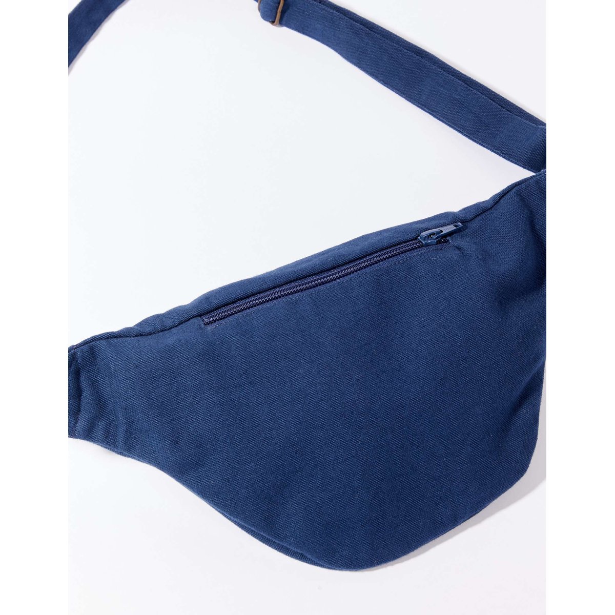 Sac banane coton uni brodé MALOU bleu marine, LA FIANCÉE