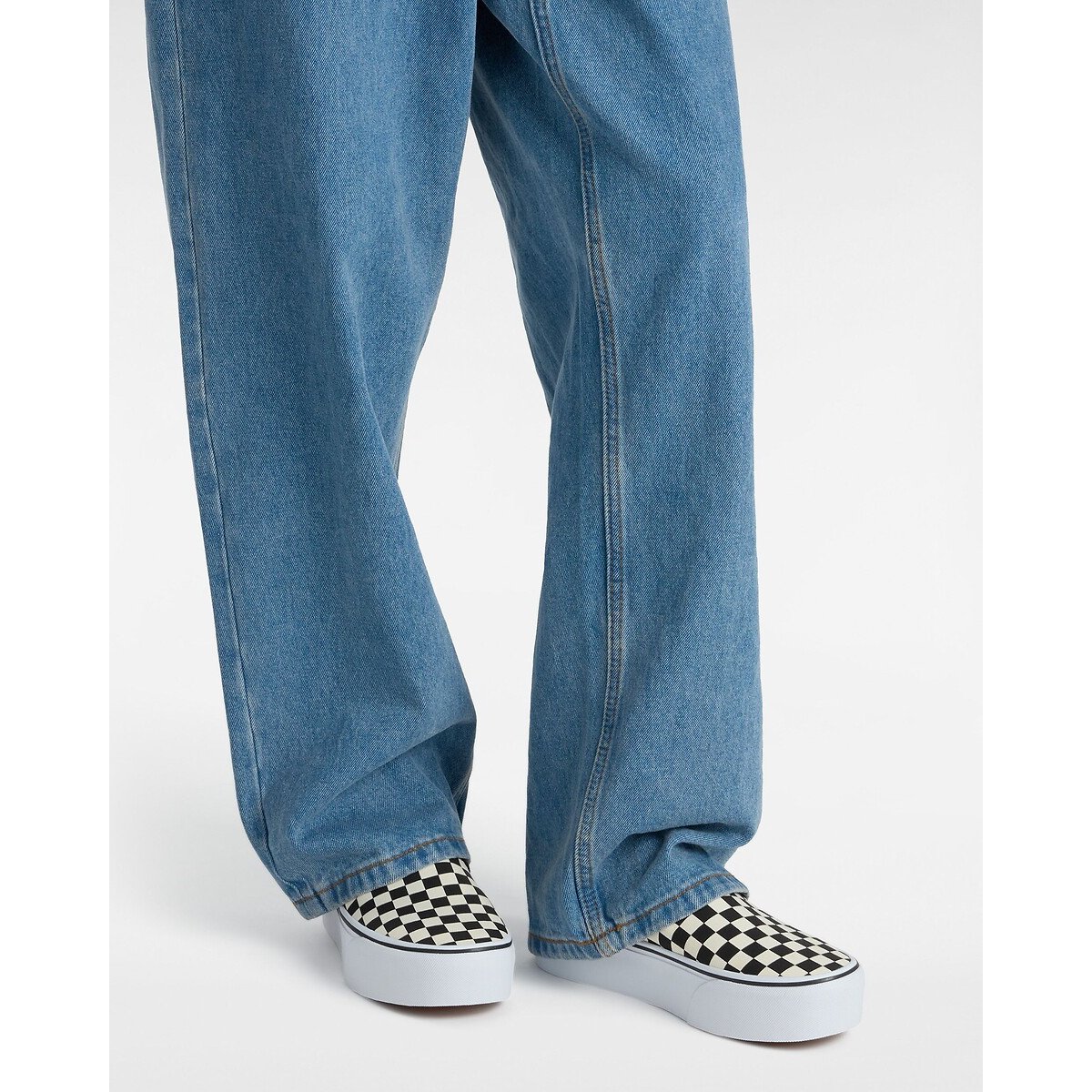 Baskets SLIP ON CLASSIC STACKFORM noir/blanc, VANS