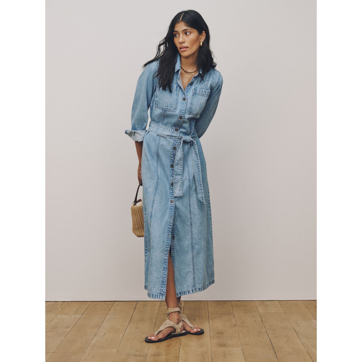 Robe chemise midi en denim avec ceinture bleach blue, NEXT