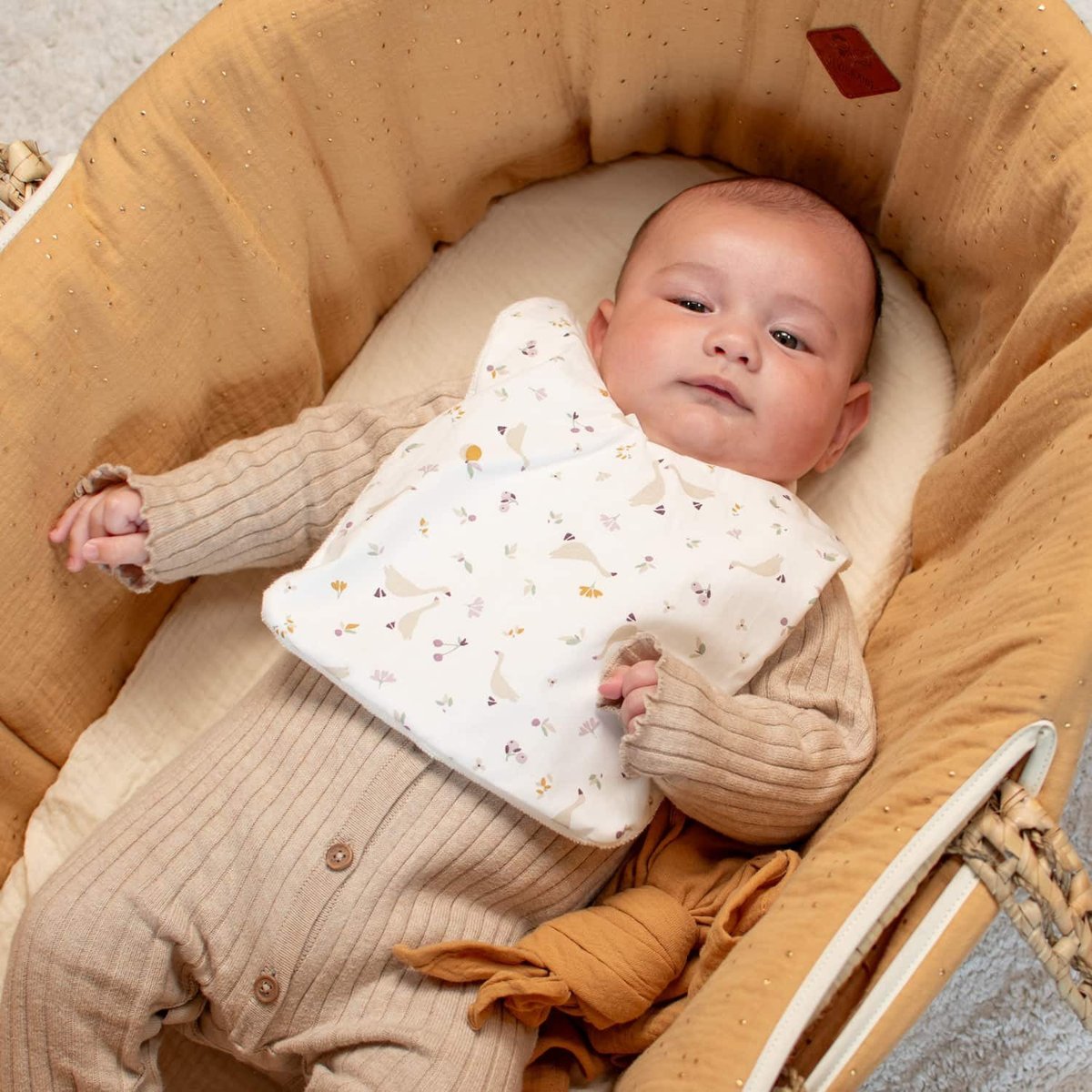 Couffin bébé avec Matelas, Habillage et Drap Housse JEANNE blanc à pois or, SEVIRA KIDS