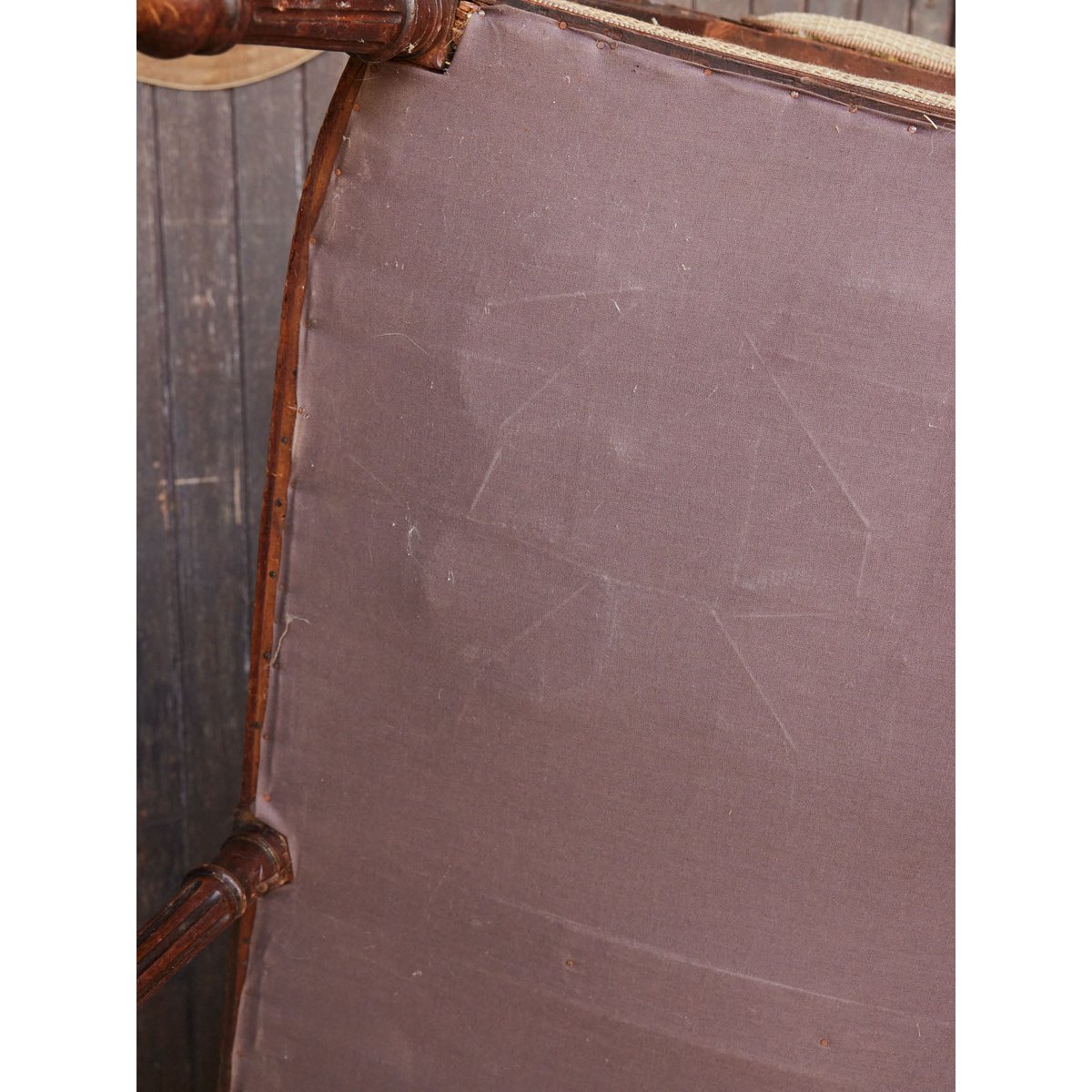 Banquette ancienne en bois et tissu Martine N°171 - Bon état bois foncé, DEBONGOUT