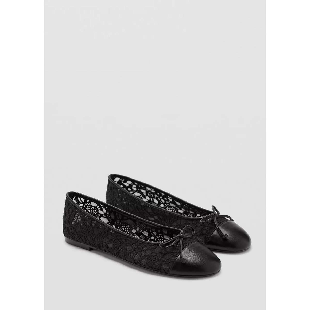 Ballerines à bout en dentelle, cuir synthétique noir, MANGO