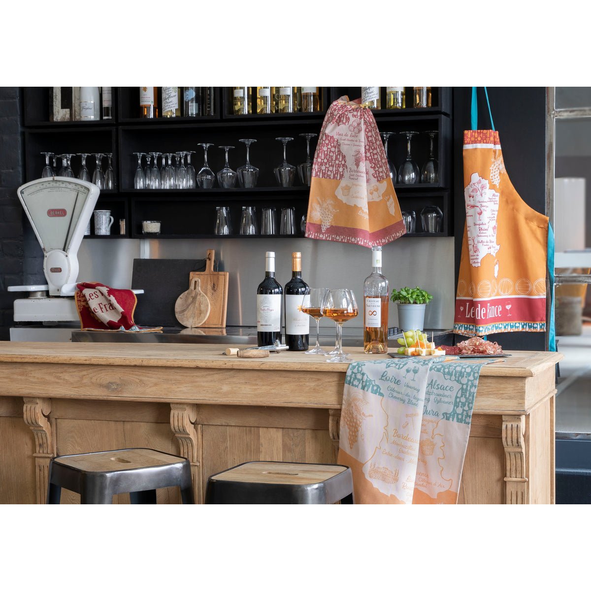 Torchon jacquard coton VINS ROUGES DE FRANCE rouge, COUCKE