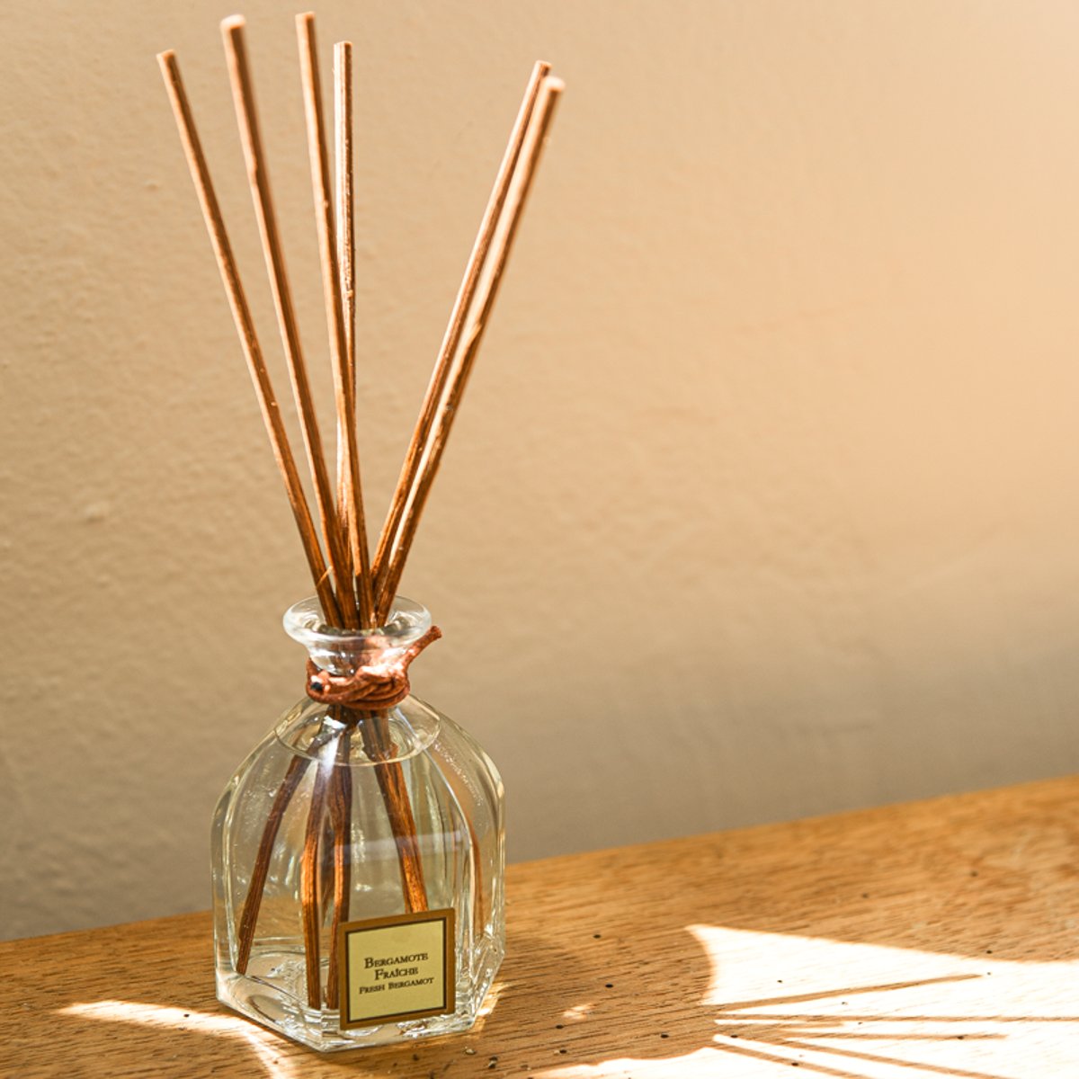 Diffuseur de parfum BERGAMOTE FRAÎCHE blanc, COLLINES DE PROVENCE