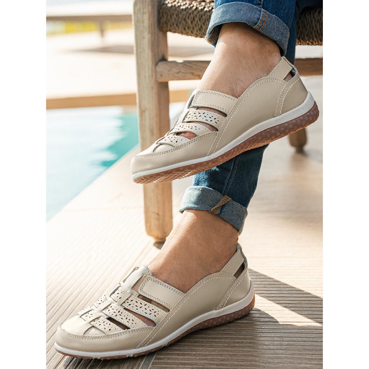 Chaussures ajourées élastiquées beige, PEDICONFORT