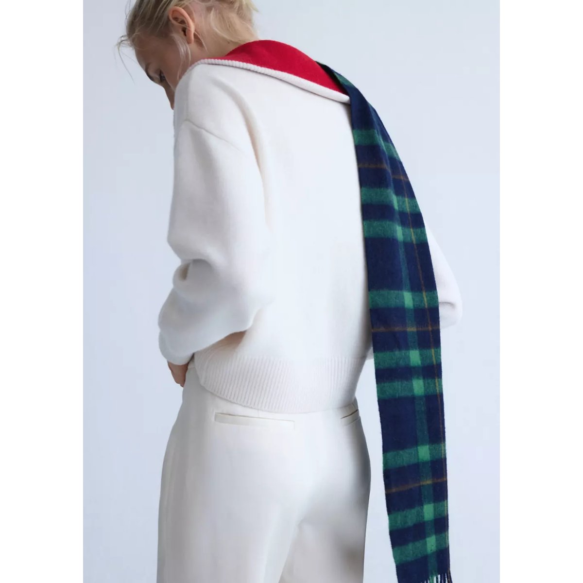 Pull en laine avec col contrastant blanc cassé, MANGO