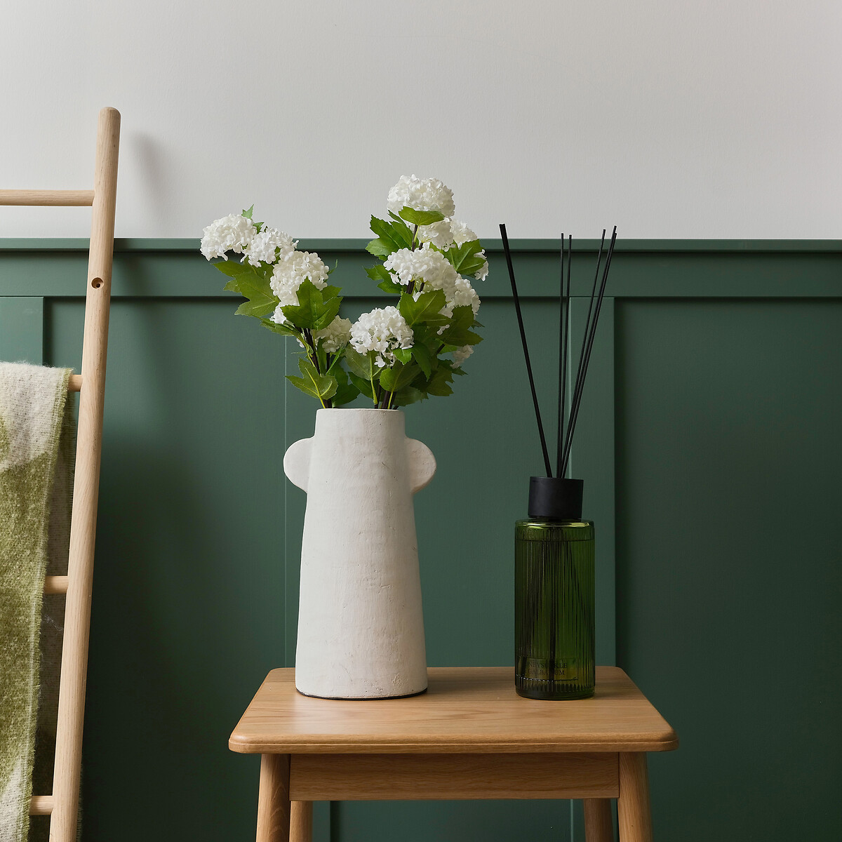 XL Honeysuckle & Galbanum Diffuser, 1.2L green, SO'HOME