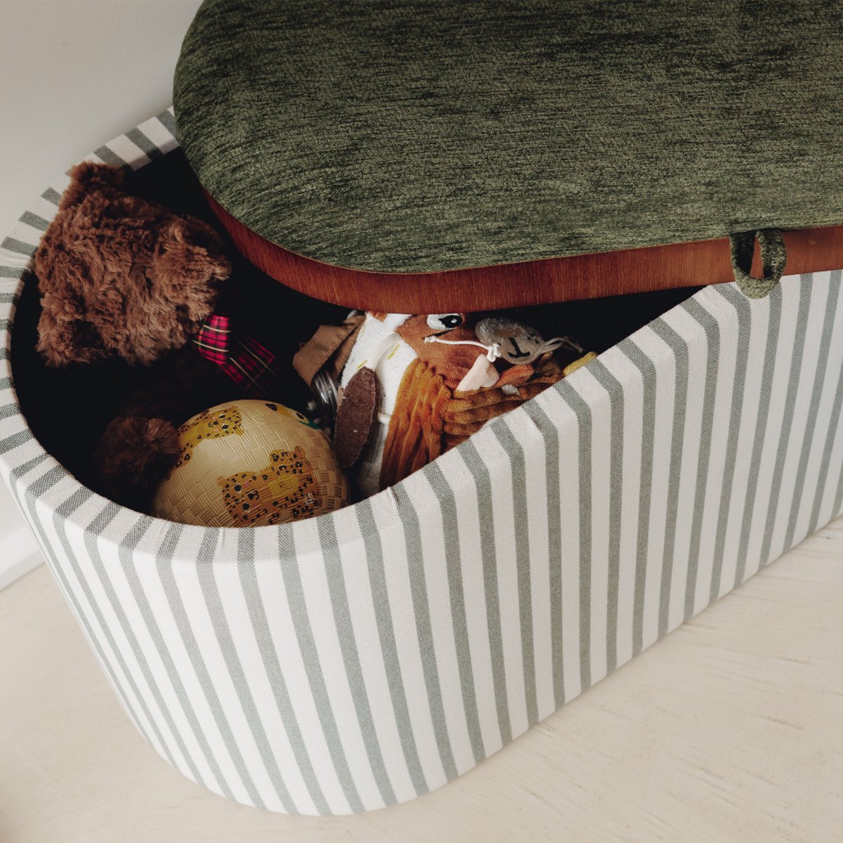 Banc coffre à rayures convertible en table basse L77cm- ZOE vert, DRAWER