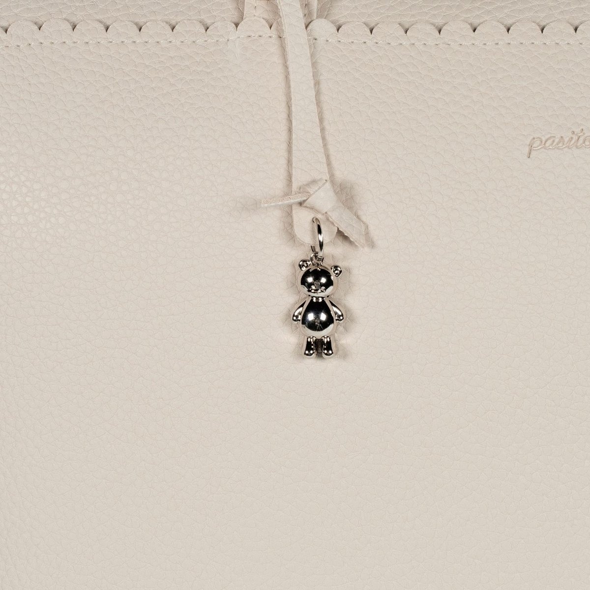 Sac week-end beige, PASITO A PASITO