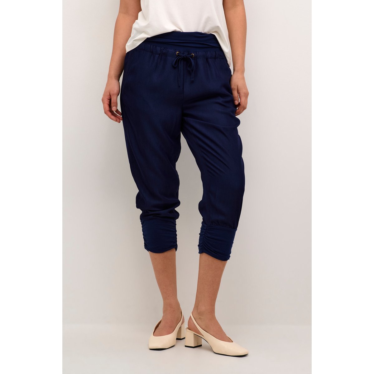 Pantalon casual bleu navy blazer, CREAM