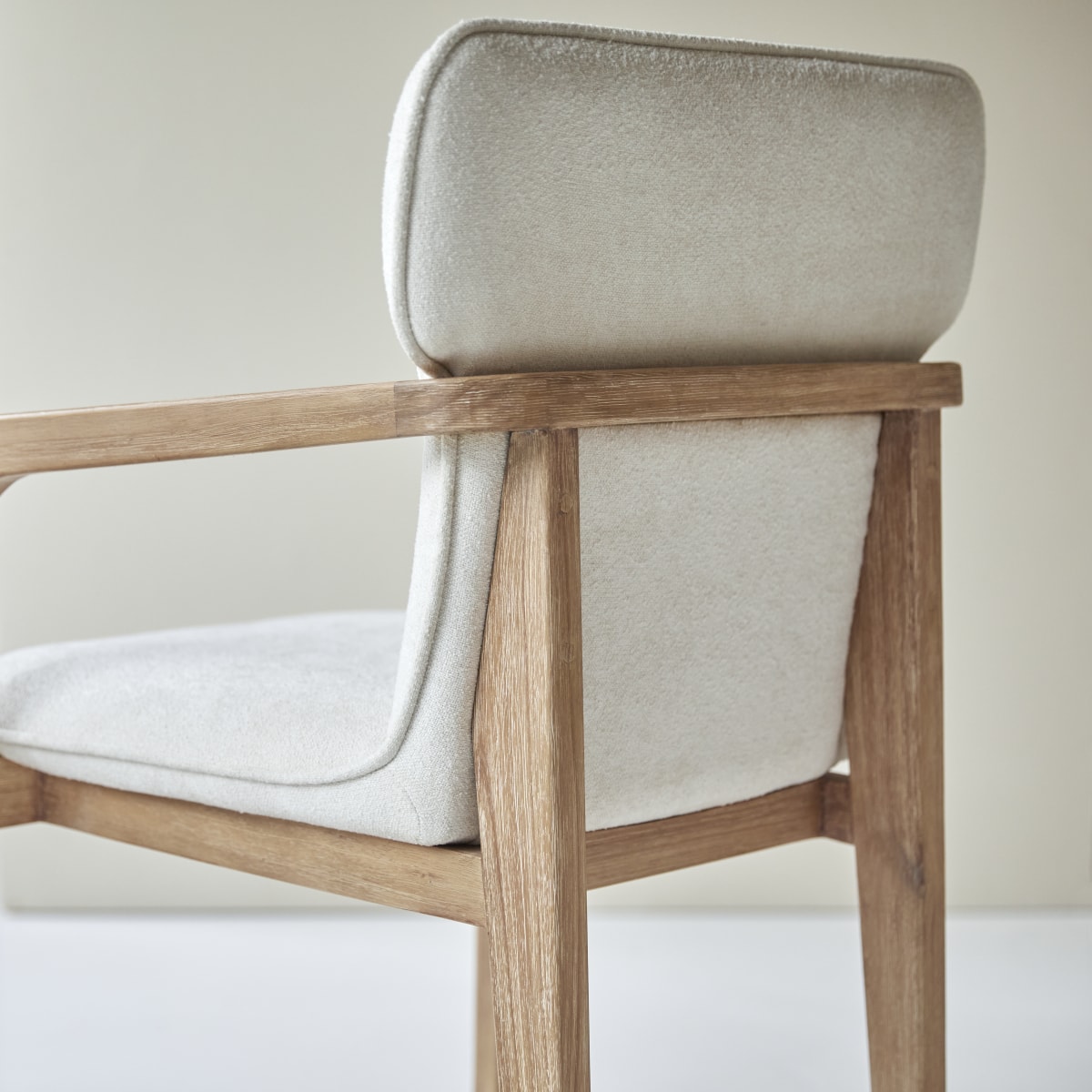 Fauteuil en Acacia massif, VIKTOR beige, TIKAMOON