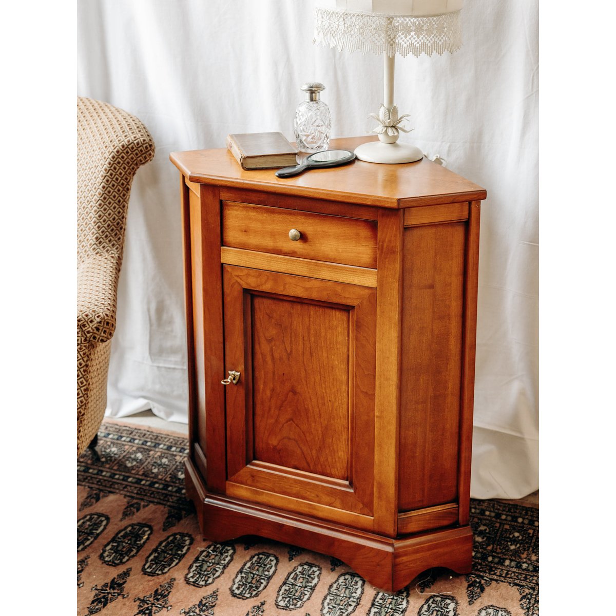 Buffet d'angle en bois Gilbert N°423 - Bon état bois, DEBONGOUT