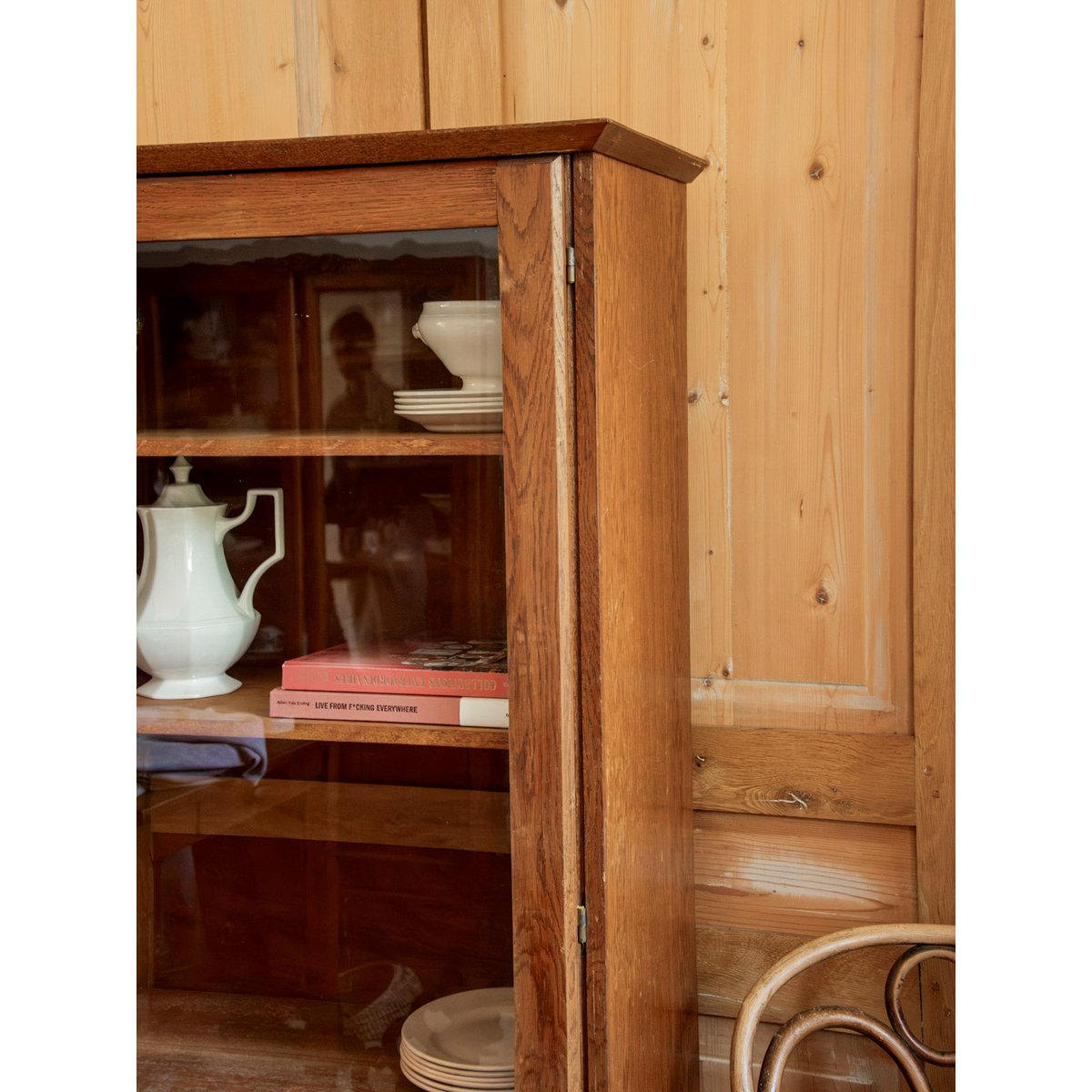 Bibliothèque vitrine en bois brut Madeleine N°758 - Bon état bois clair, DEBONGOUT