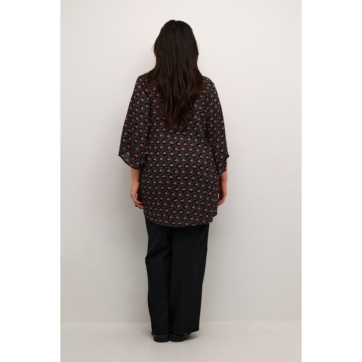 Tunic noir/rosa floral, KAFFE CURVE
