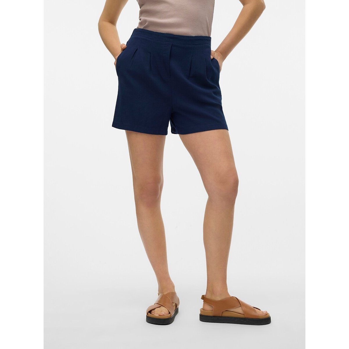 Short loose, taille haute bleu marine, VERO MODA