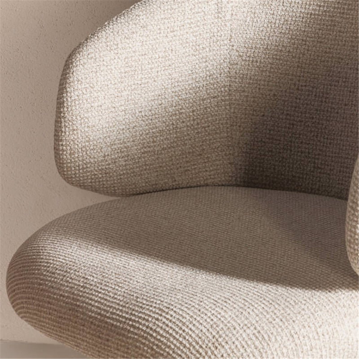 Chaise pivotante PERLA en tissu beige, RECOLLECTION