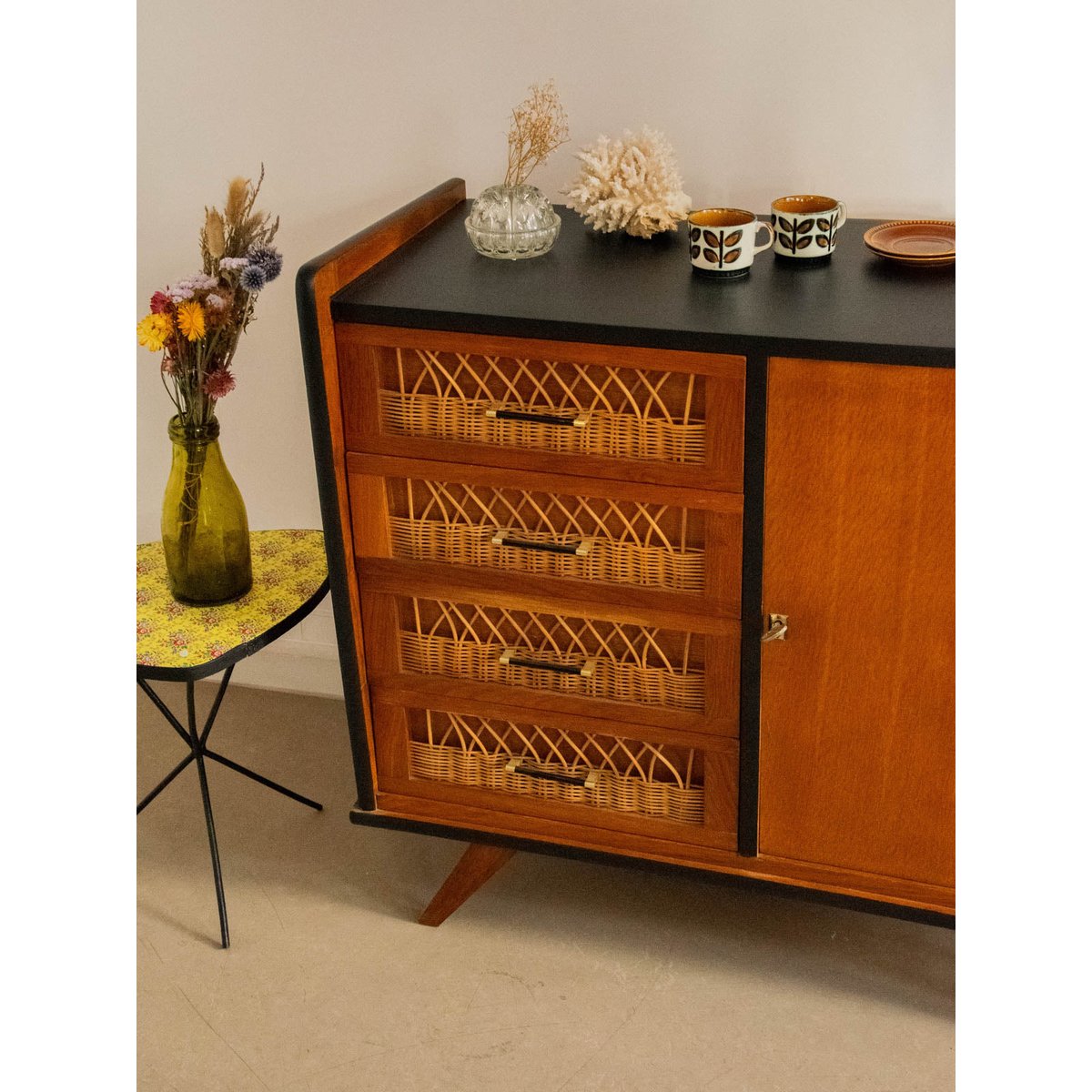 Commode en rotin tressé Olga N°431 - Bon état bois foncé, DEBONGOUT