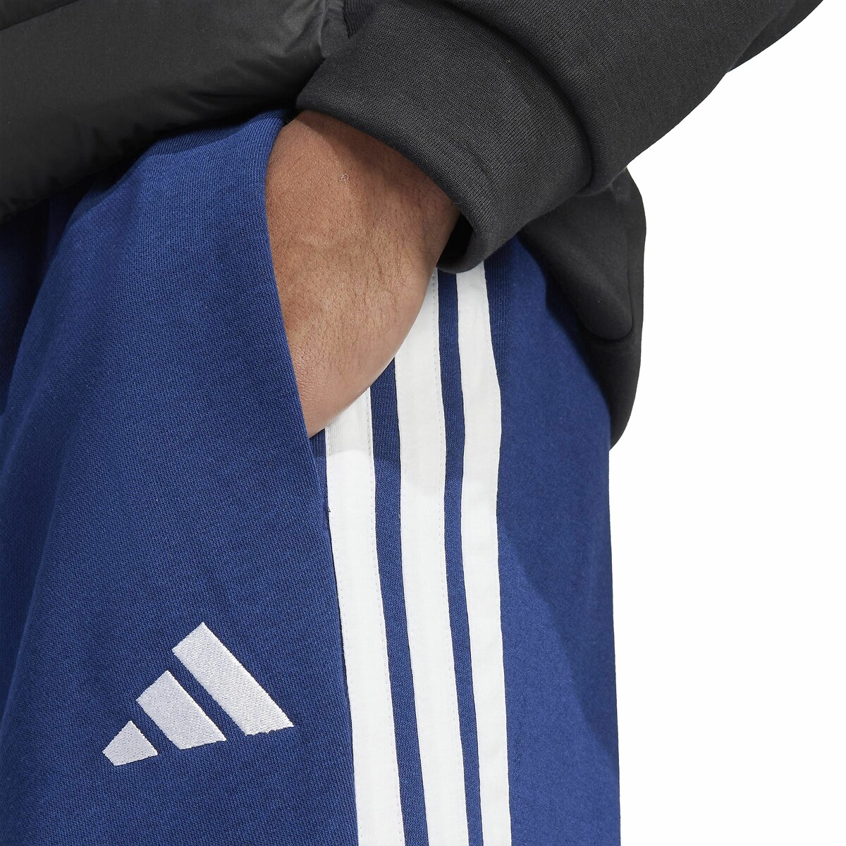 Essentials 3-Stripes Straight Joggers in Fleece blue, ADIDAS SPORTSWEAR