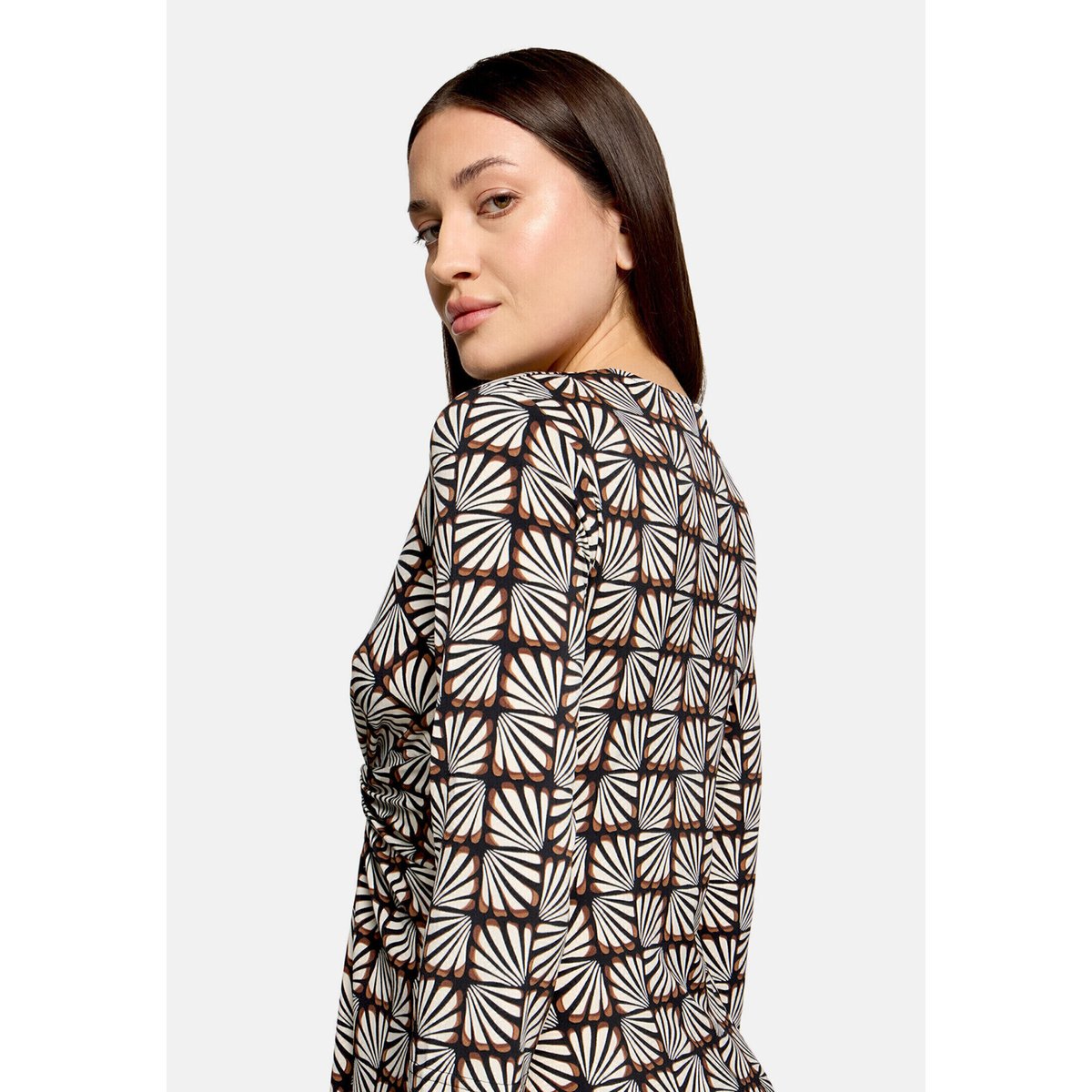 Robe longueur midi à fronce blanc/noir, BETTY BARCLAY