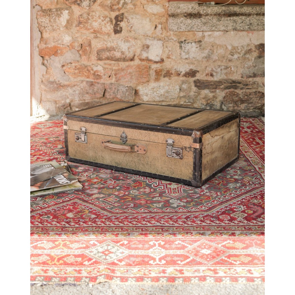 Malle de voyage en bois et carton Lucienne N°330 - Bon état beige, DEBONGOUT