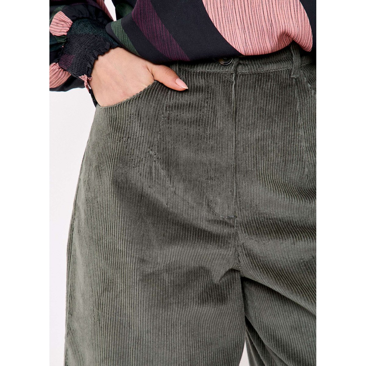Pantalon velours bio large 7/8 KEIKA vert kaki velours, LA FIANCÉE
