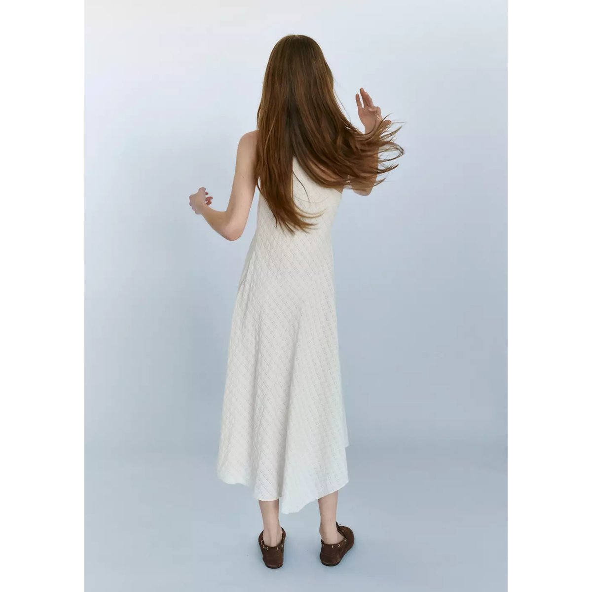 Robe asymétrique texturée carreaux écru, MANGO