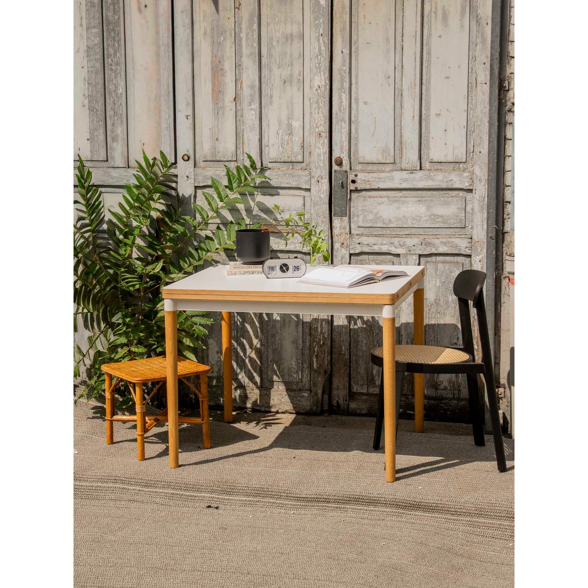 Table à manger modulable Karla N°1223 - Bon état bois clair, DEBONGOUT