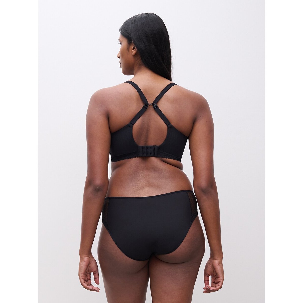 Soutien-gorge emboîtant ROMANCE noir, CHANTELLE