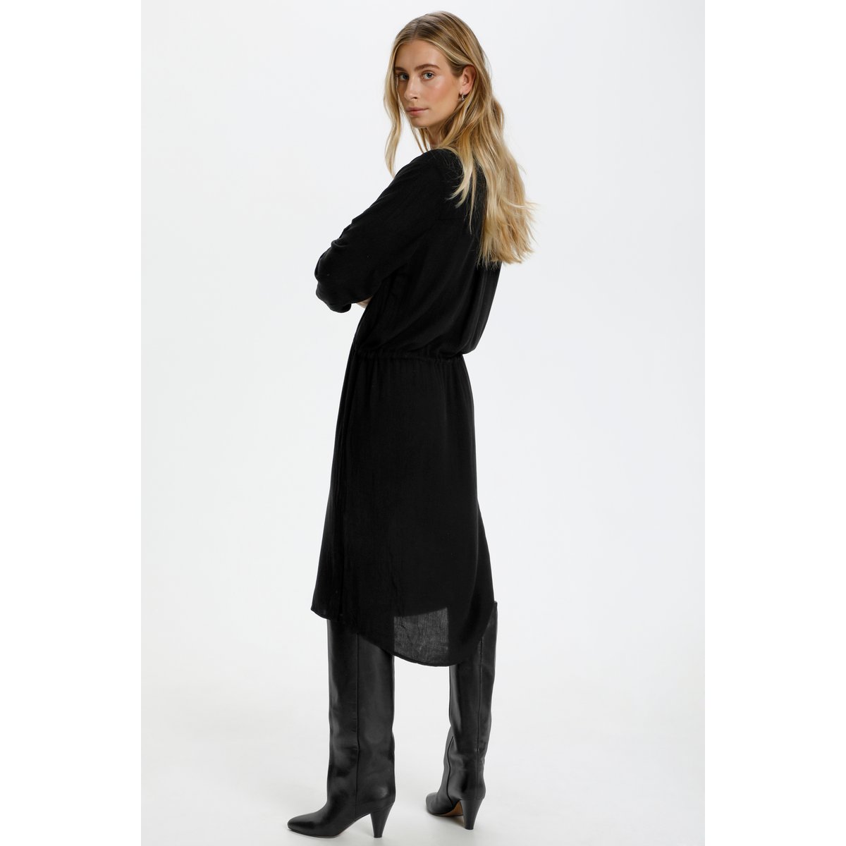 Dress noir, SOAKED IN LUXURY
