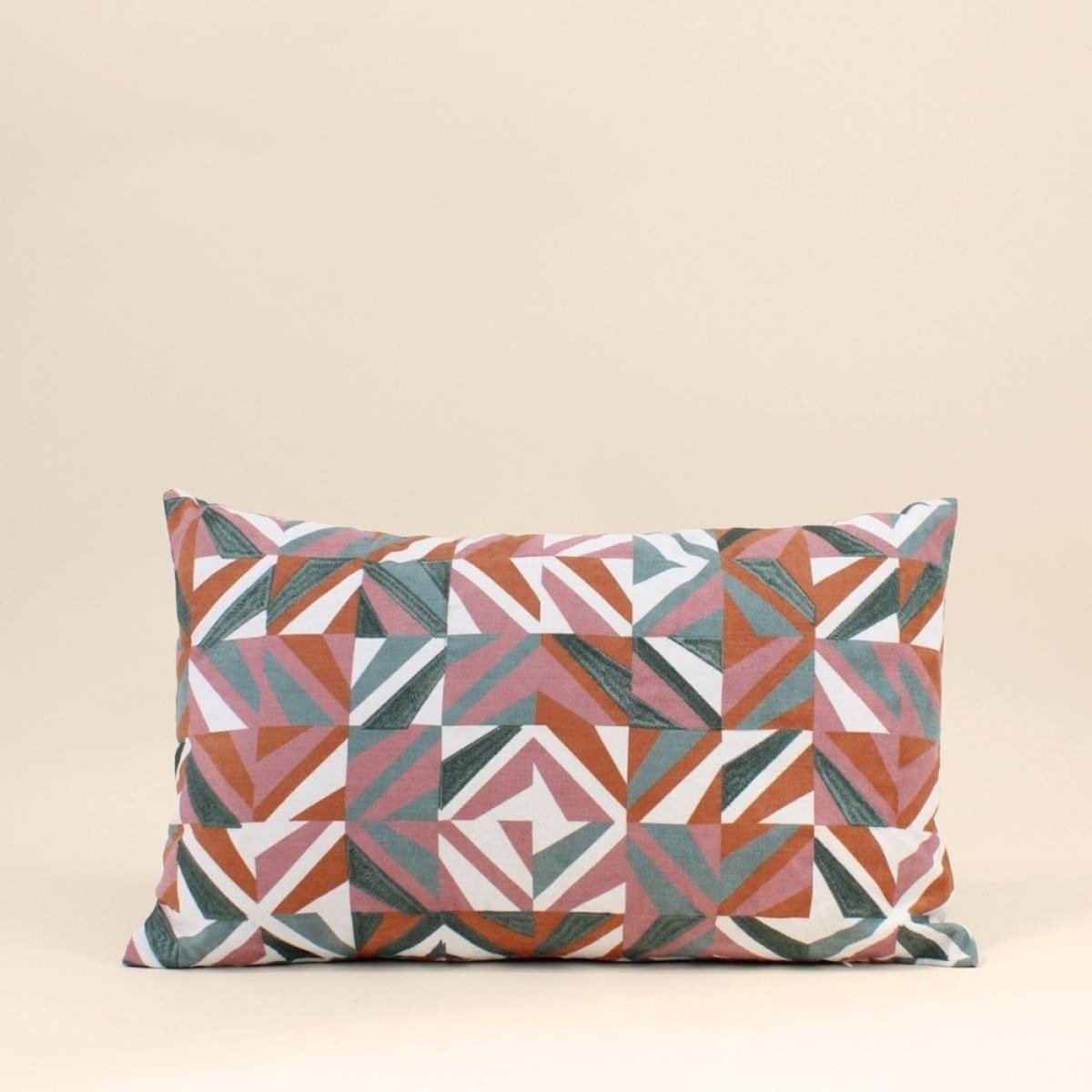 Coussin en velours 30x50cm terracotta, ORNAMI