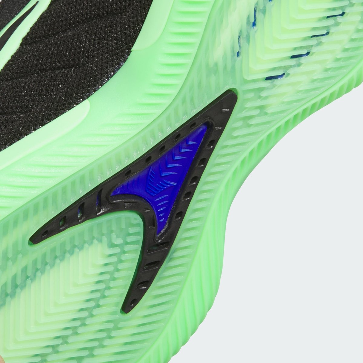 Chaussure Anthony Edwards 2 J Chaussure Anthony Edwards 2 J core black / lime burst / lucid blue, adidas Performance