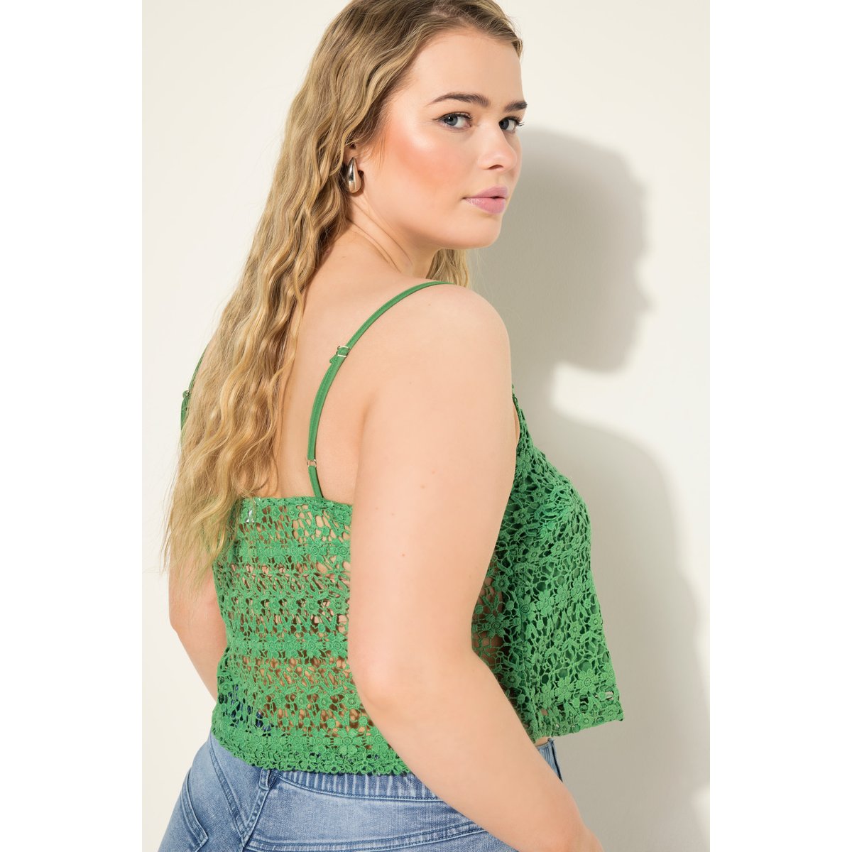 Blouse courte en dentelle au crochet avec vert clair, STUDIO UNTOLD