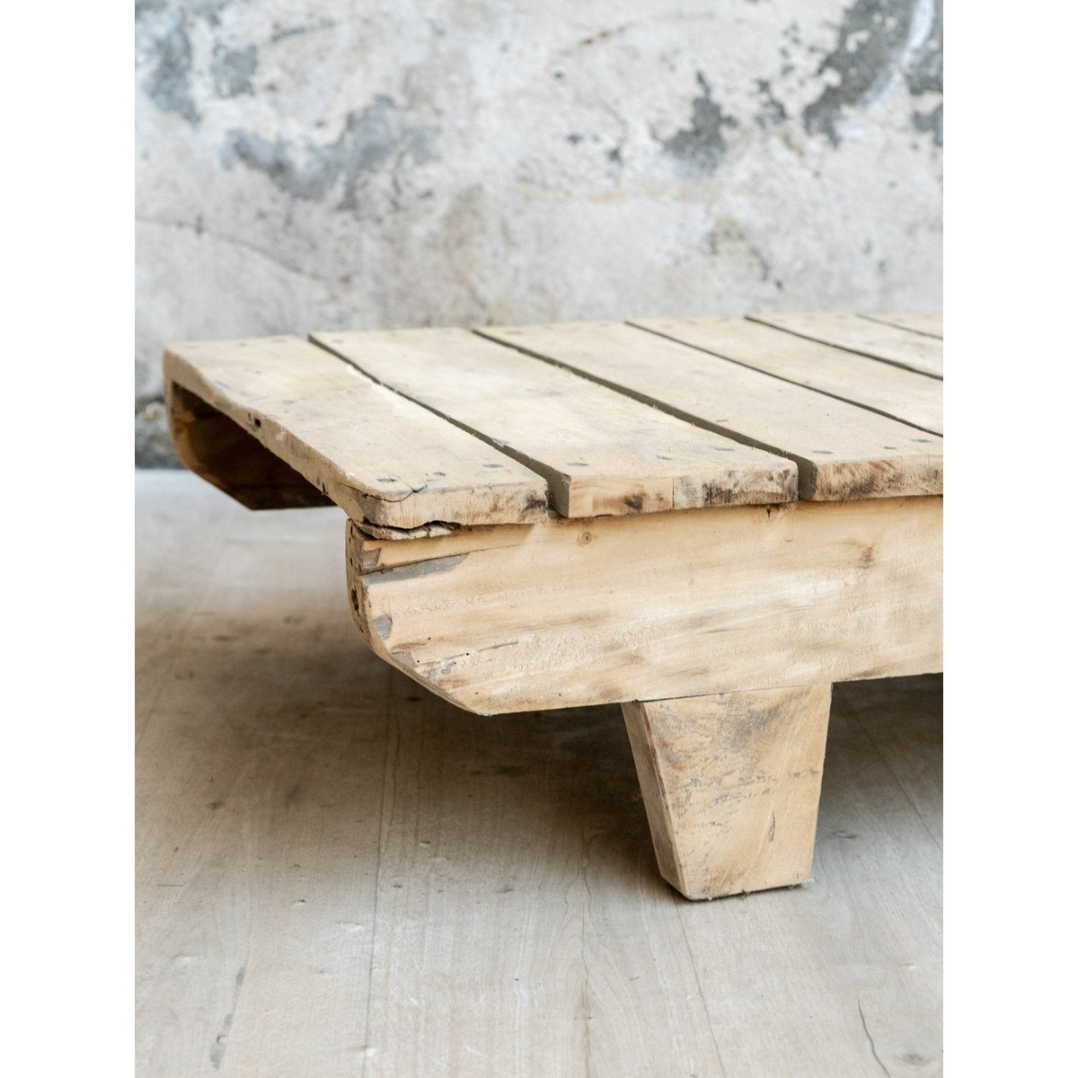 Table basse esprit palette en bois Léonie N°1588 - Bon état bois clair, DEBONGOUT