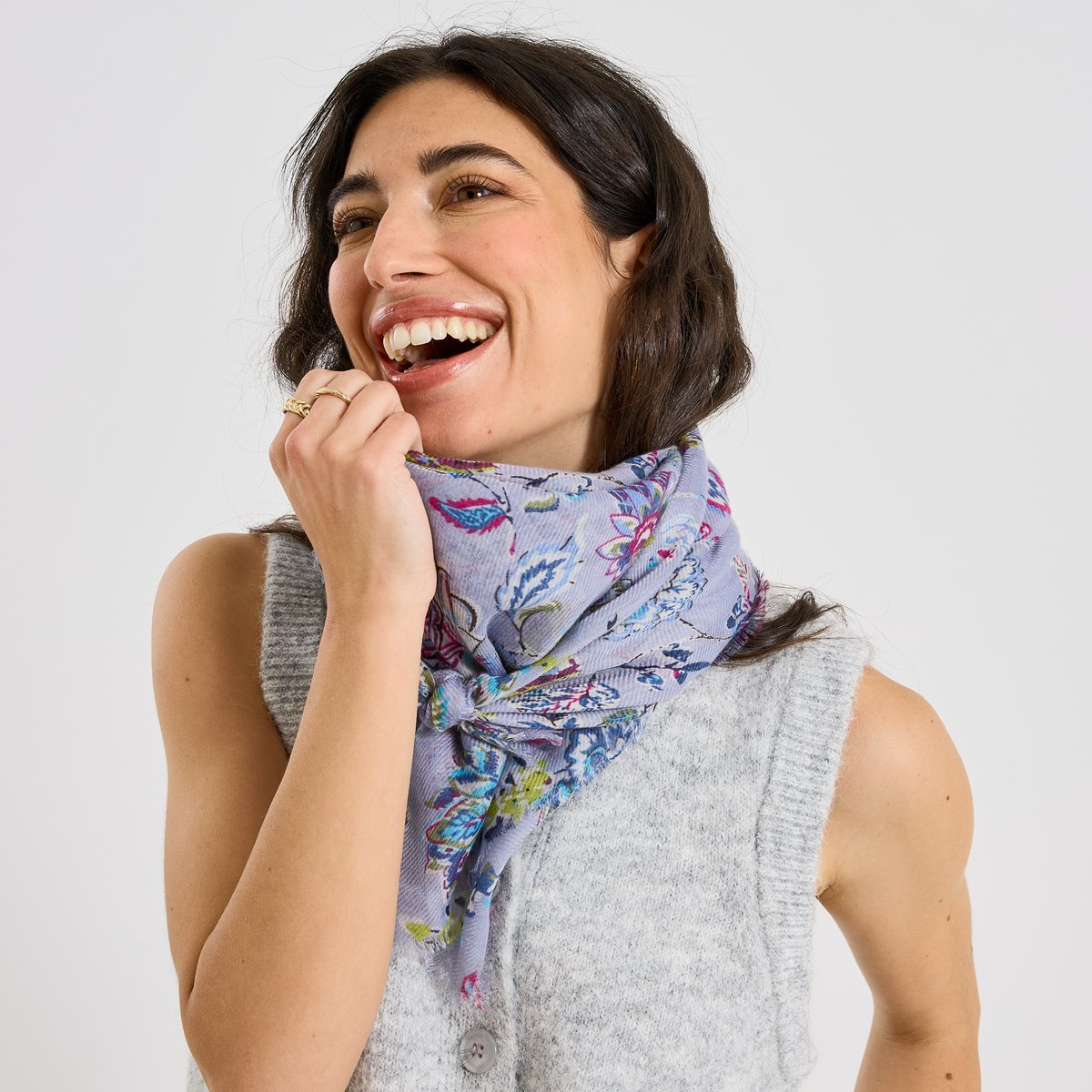 Etole longue motif floral bleu, GRAIN DE MALICE