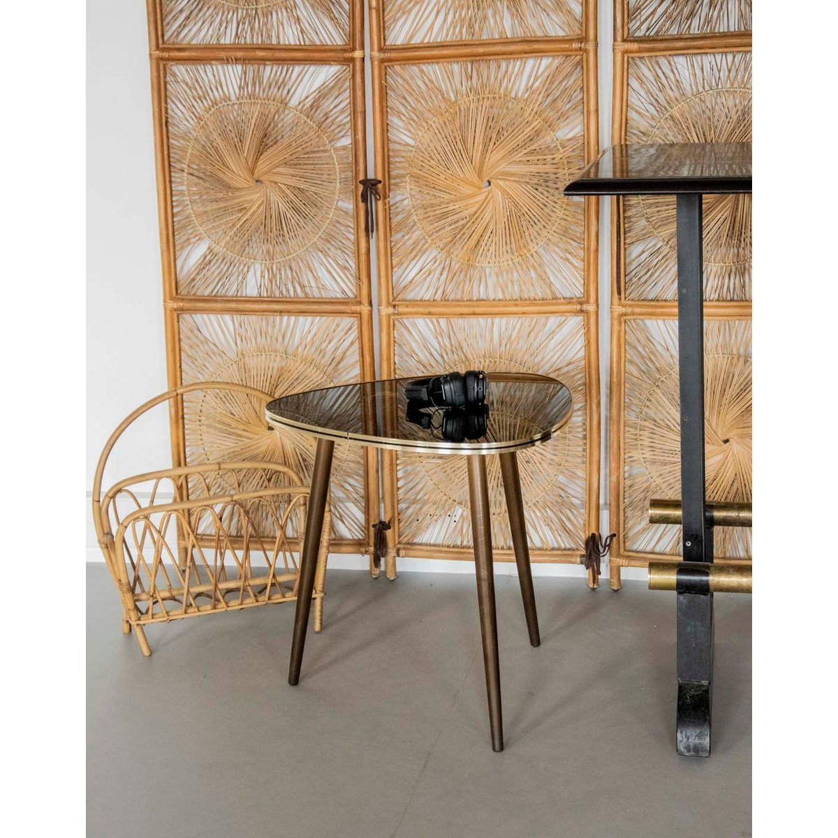 Table d'appoint asiatique Hanna N°1345 - Bon état noir, DEBONGOUT