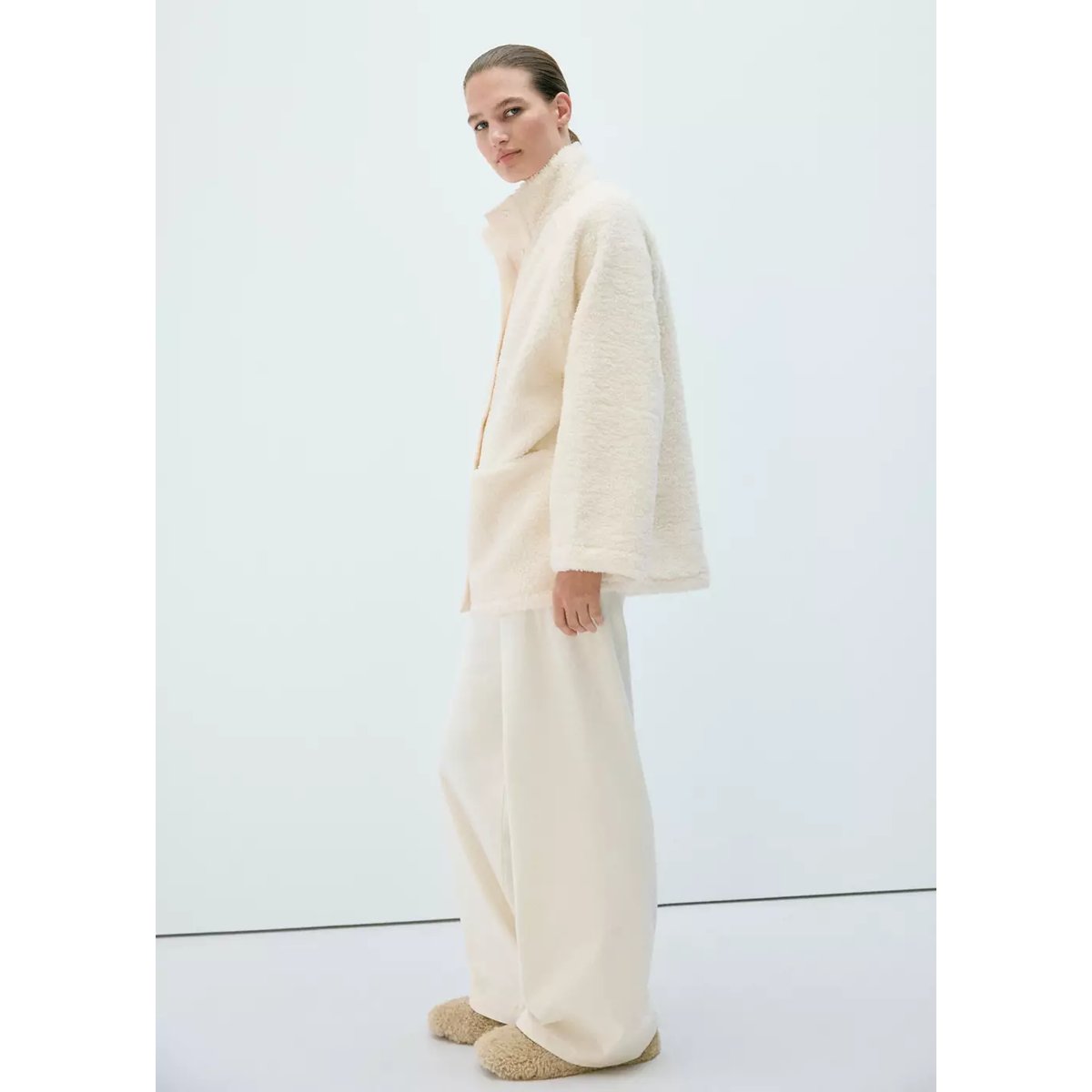 Cardigan effet mouton à boutons ivoire, MANGO