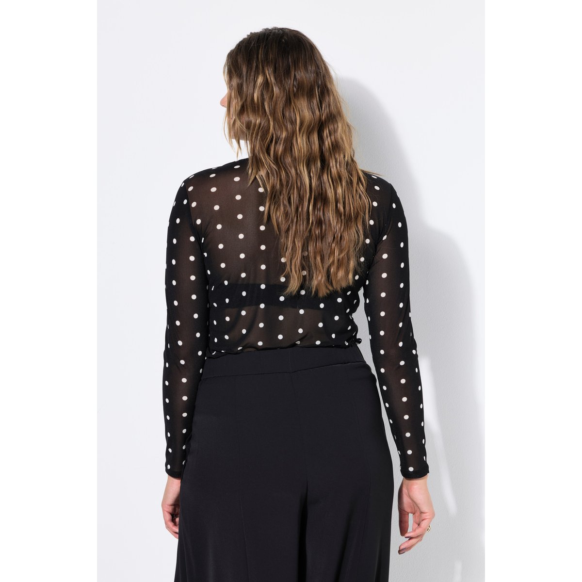 Manches longues, coupe Slim Shape noir, STUDIO UNTOLD
