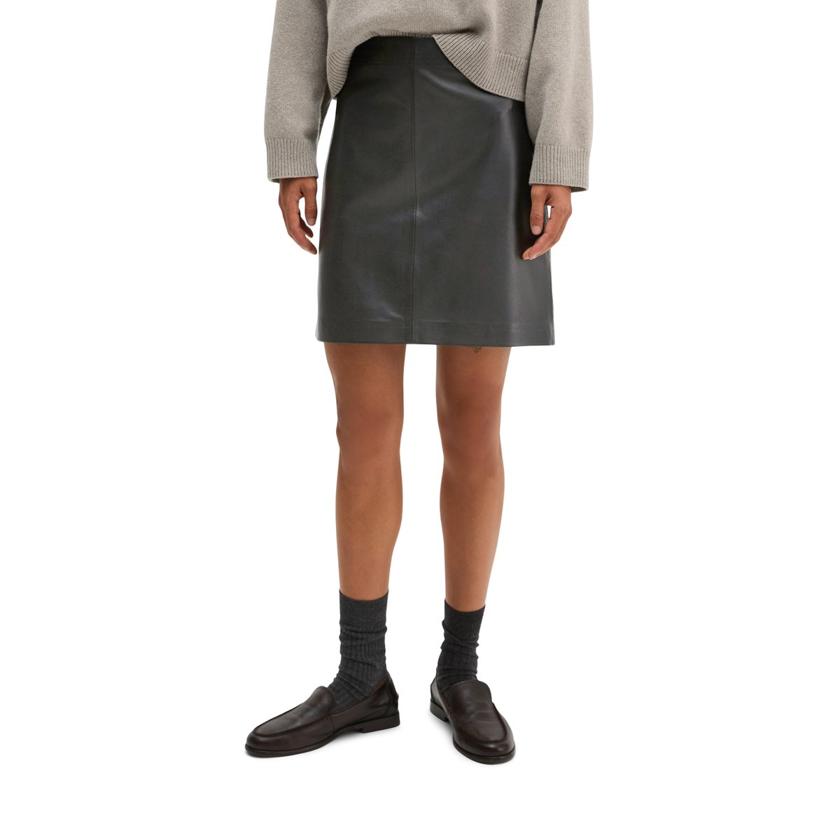 Mini-jupe en cuir évasée, style cache-cœur en cuir d'agneau nappa souple noir, MARC O'POLO