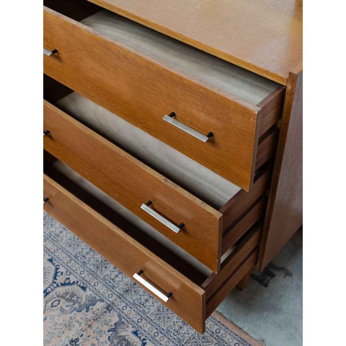 Commode en bois Olga N°462 - Bon état bois clair, DEBONGOUT