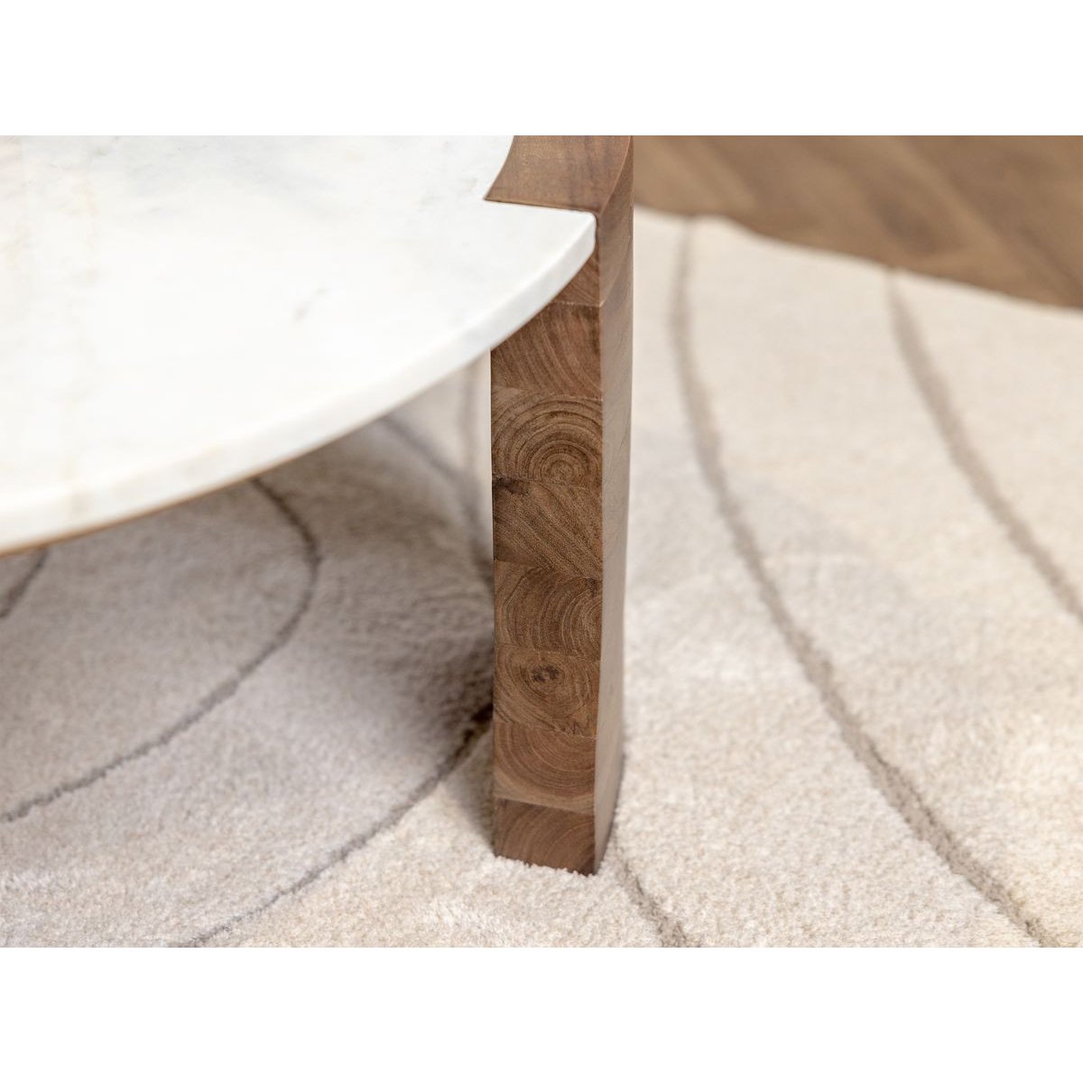 Table basse ronde en marbre, TORVI blanc, BOBOCHIC