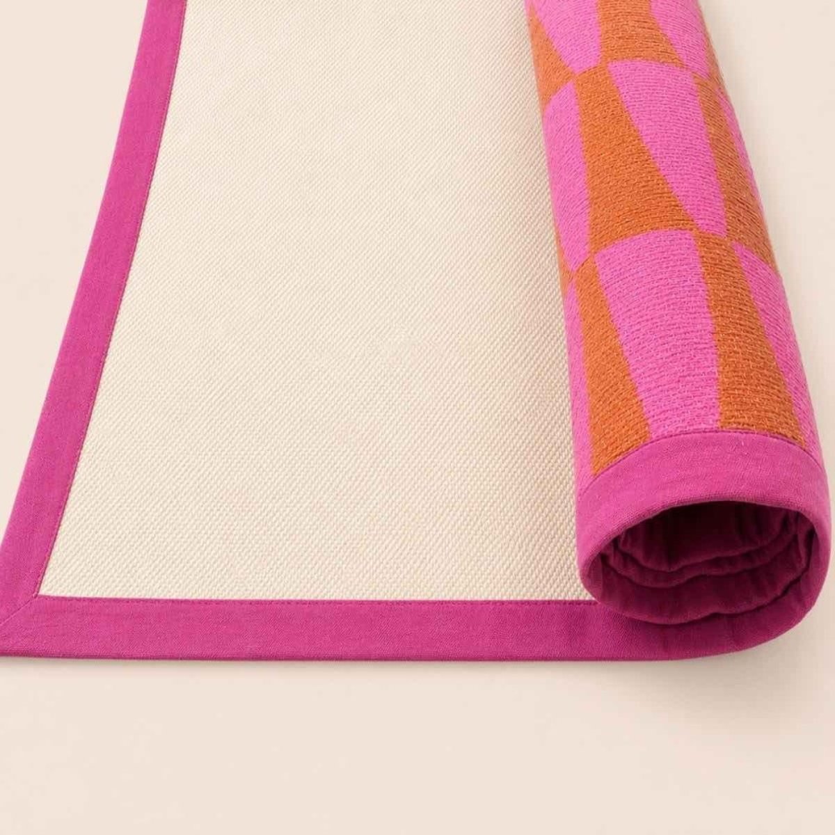Tapis motifs géométriques 120x170cm rose, ORNAMI