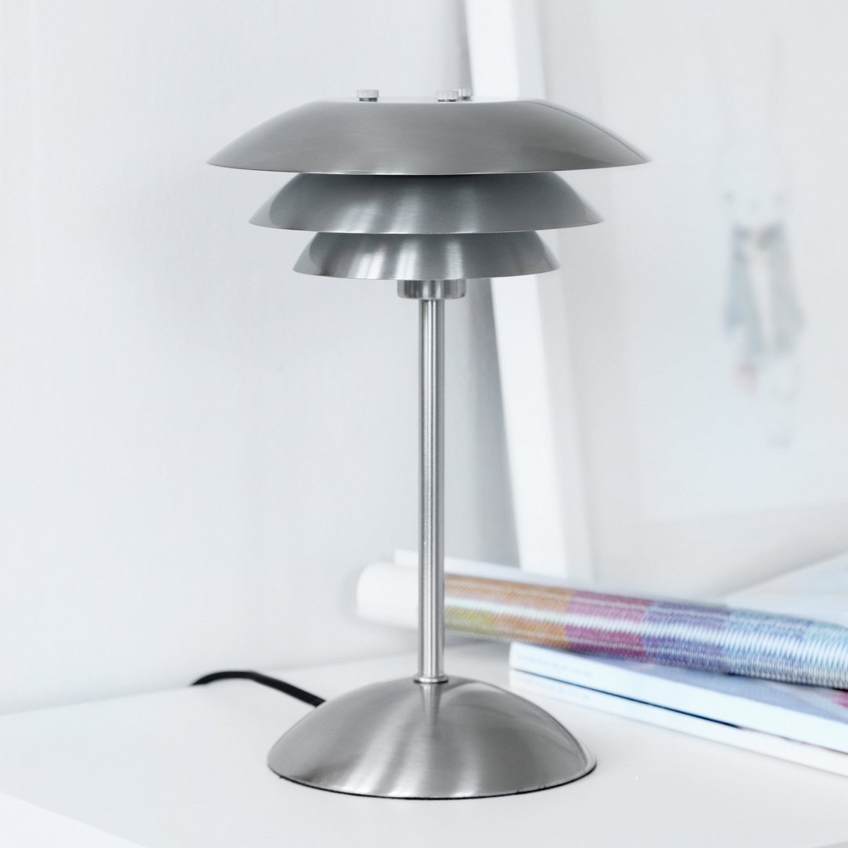Lampe à poser en acier brossé Pisa, H 30 cm argent, DYBERG LARSEN
