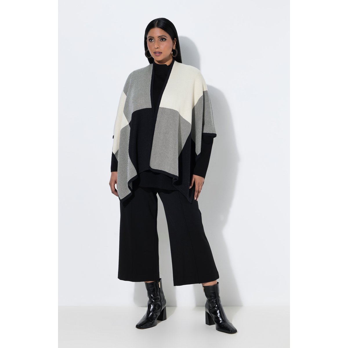 Poncho à carreaux, coupe ouverte noir, ULLA POPKEN