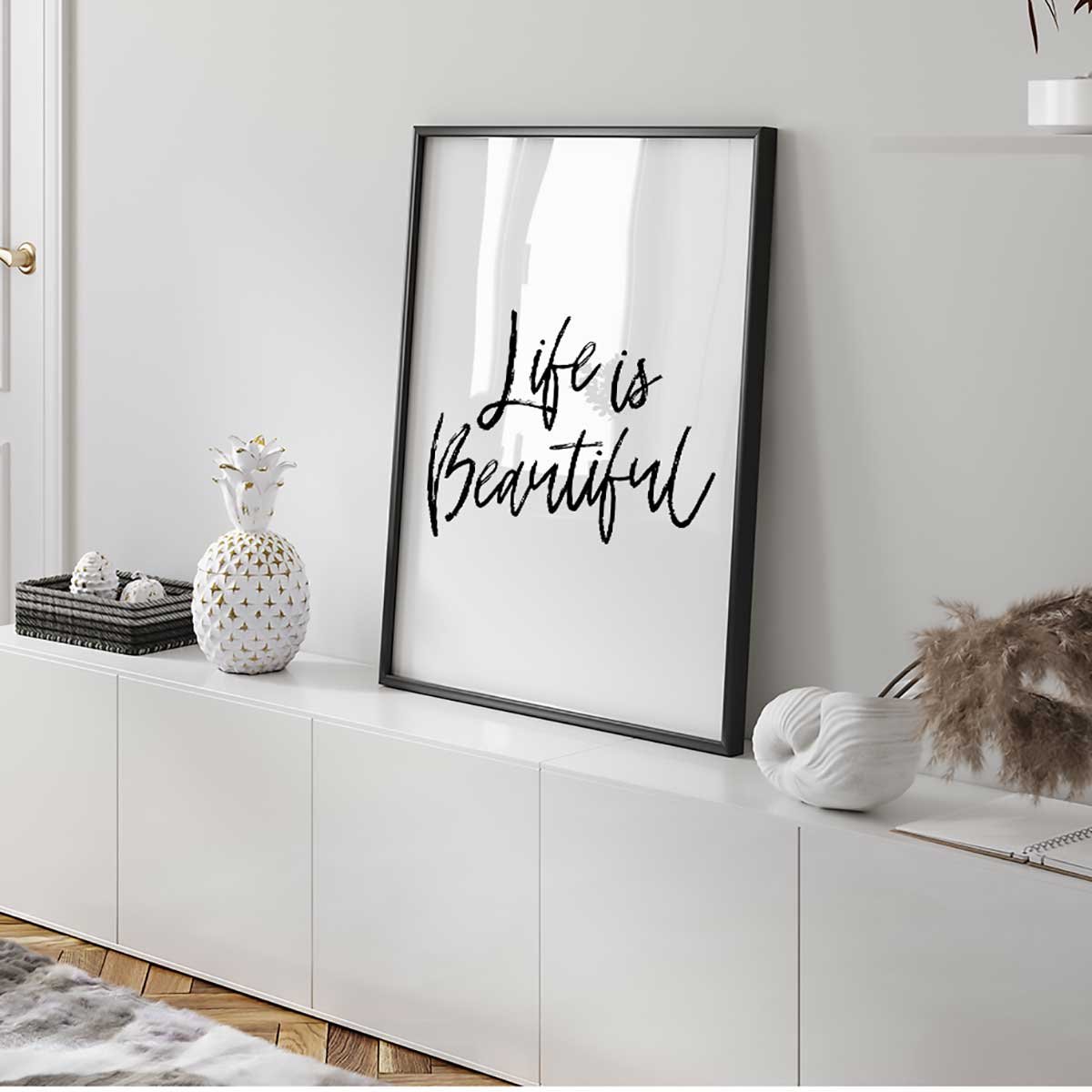 Affiche encadrée citation Life is Beautiful minimaliste affiche + cadre en métal - noir, HEXOA