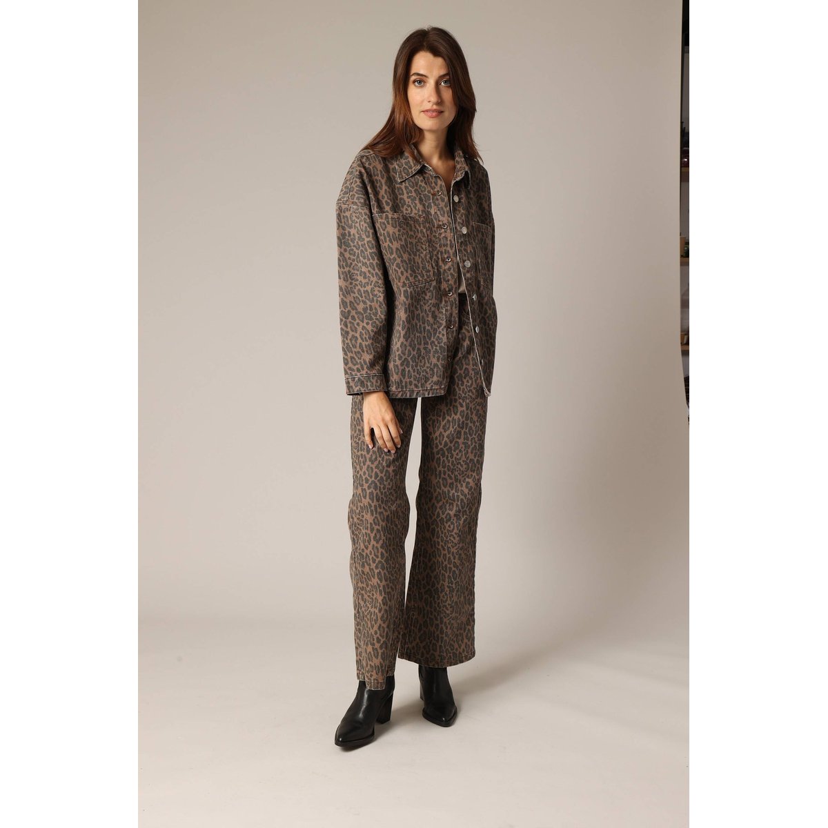 Surchemise 100 % coton imprimé léopard CAMINA camel, DEELUXE