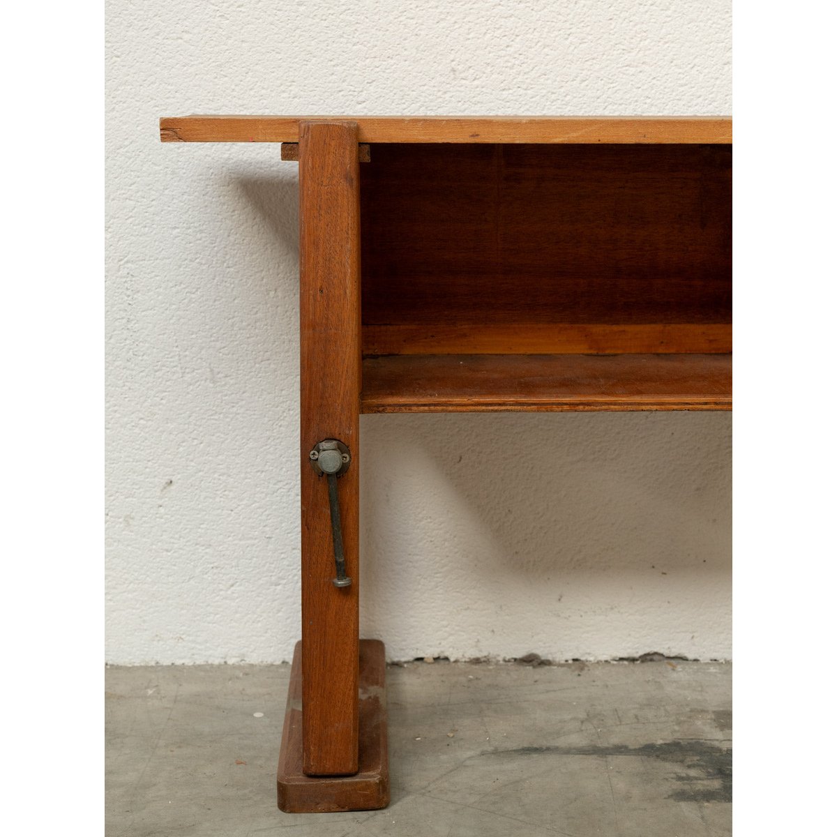 Petit établi en bois Fernand N°477 - Bon état bois foncé, DEBONGOUT