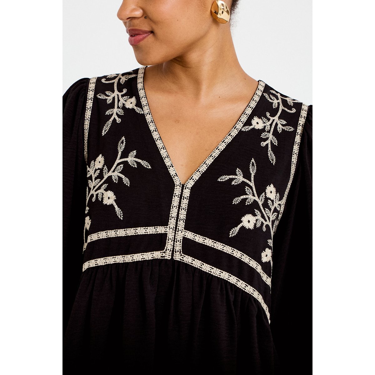 Robe droite courte col v manches 3/4 noir, CACHE CACHE
