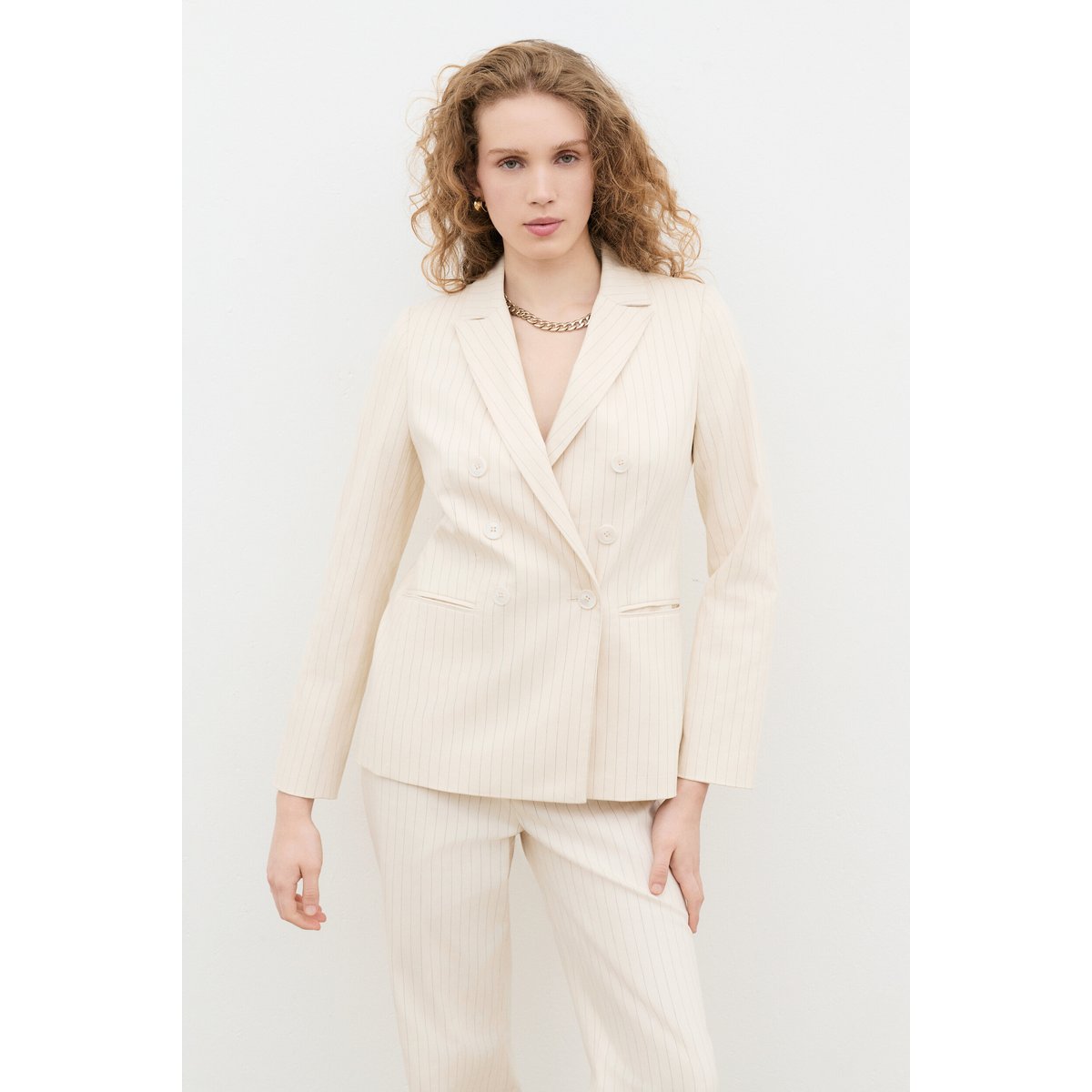 Veste cintrée tailleur VESTE VMAINA RAYEE creme, CAROLL