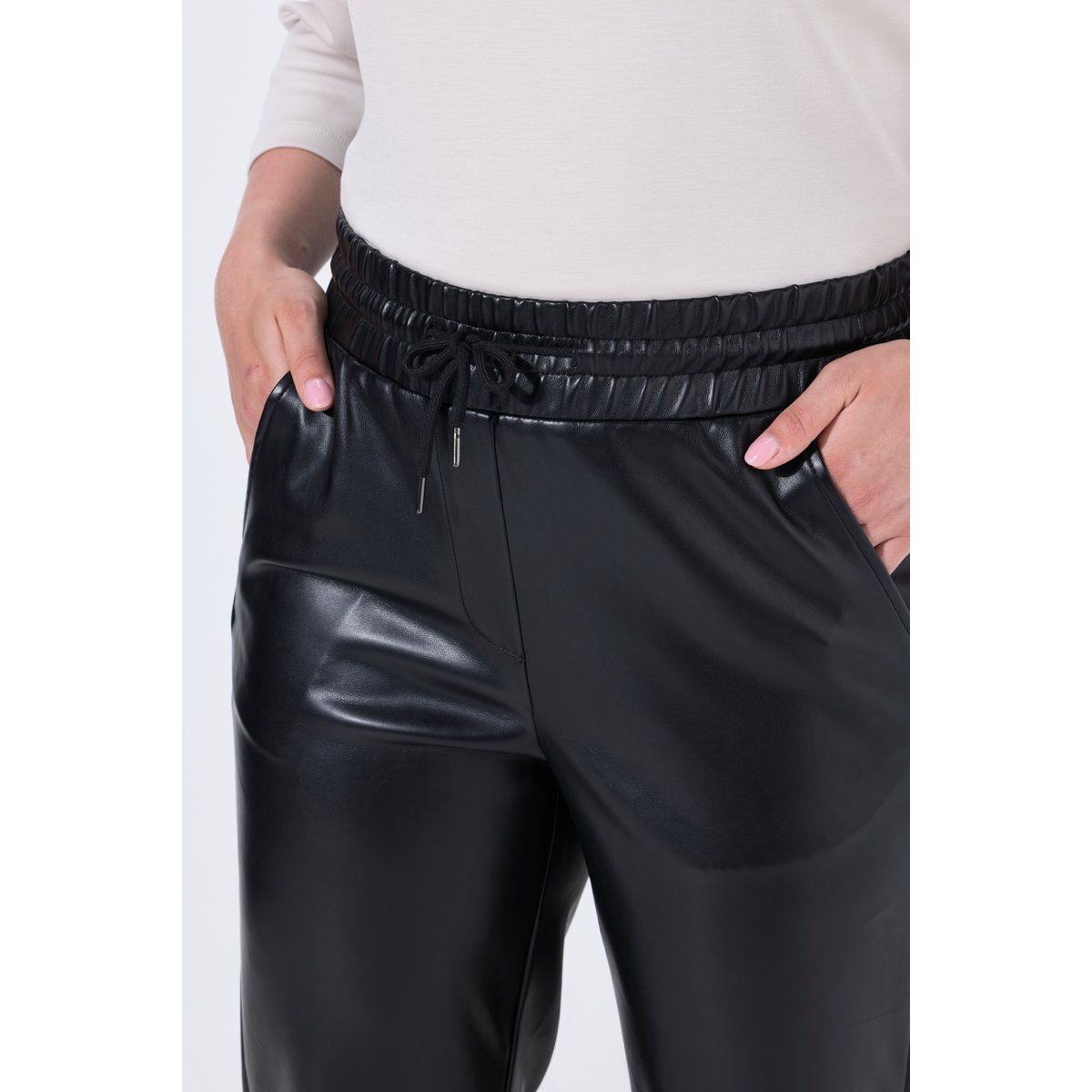 Pantalon à jambe droite et taille élastique noir, ULLA POPKEN